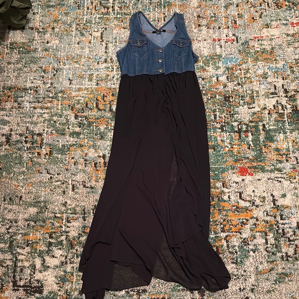💎RARE💎FOREVER 21 Denim and Black Sheer Skirt Maxi Dress, Size Medium - Picture 3 of 7